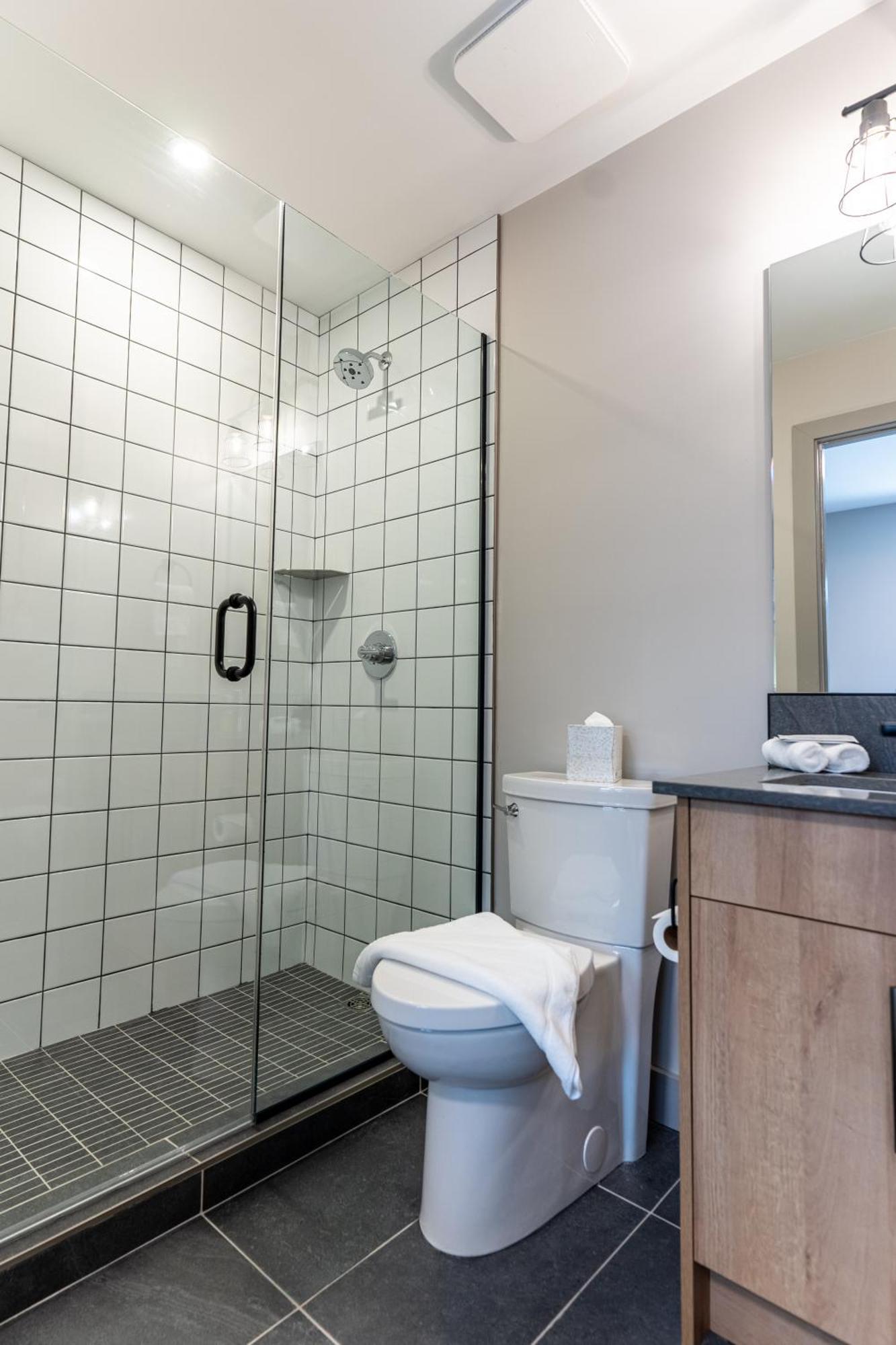 Basecamp Suites Revelstoke Oda fotoğraf