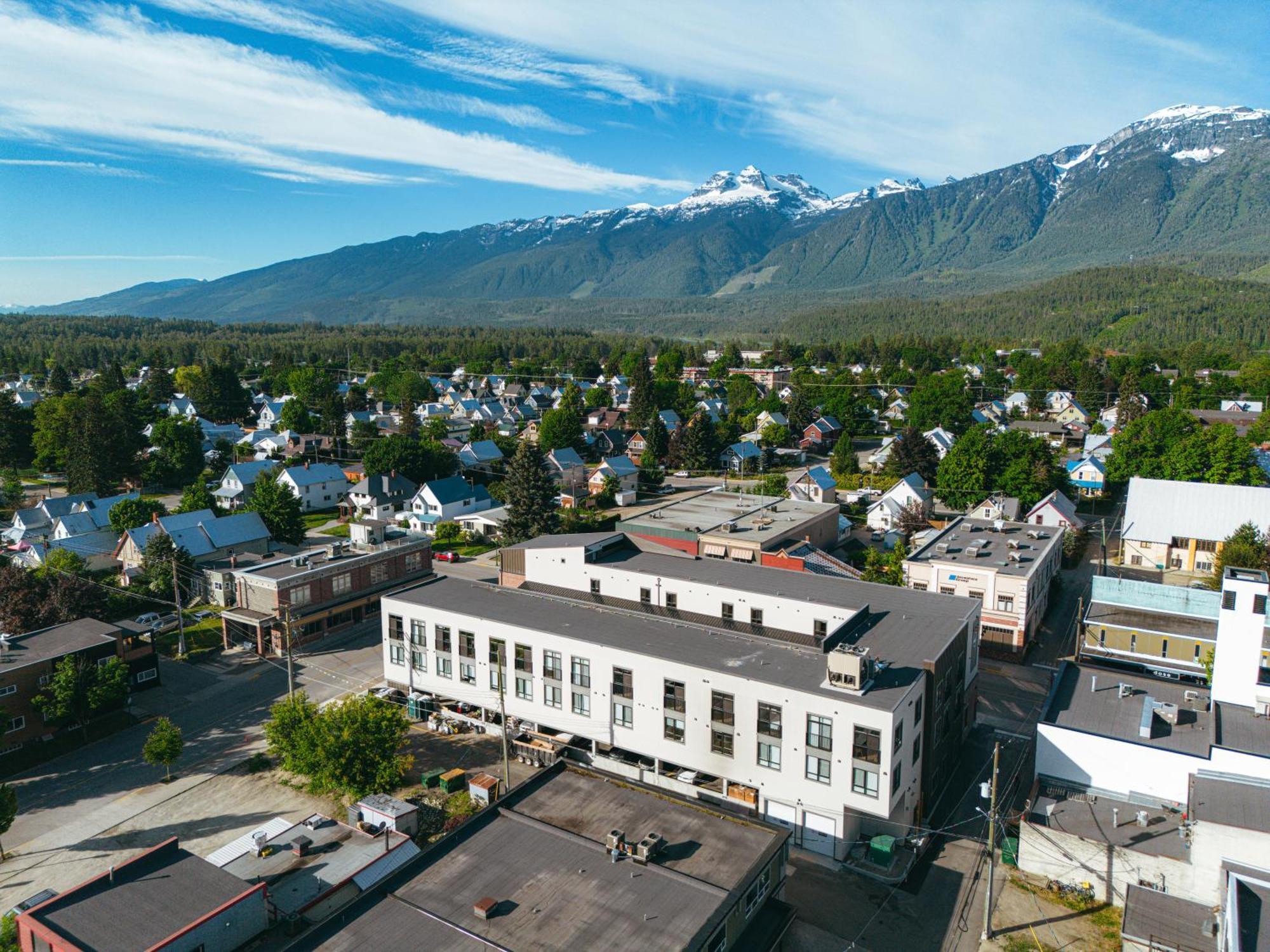 Basecamp Suites Revelstoke Dış mekan fotoğraf